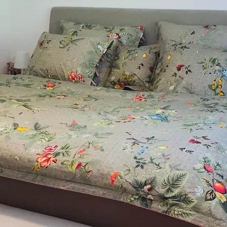 Velvet Eiger Apartamento *